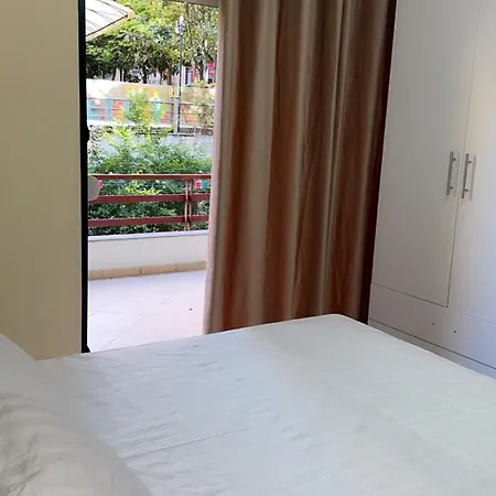 Spacious And Modern 3 Bdr For Families & Groups * Tirana