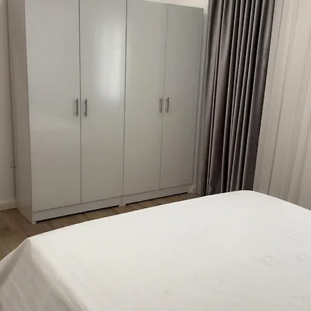 Spacious And Modern 3 Bdr For Families & Groups Appartement